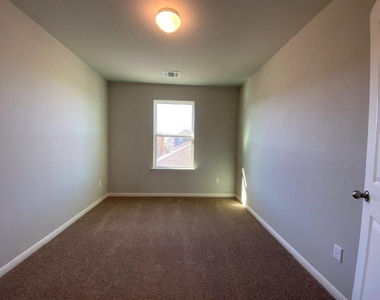 17926 Papaveri Way Way - Photo Thumbnail 29