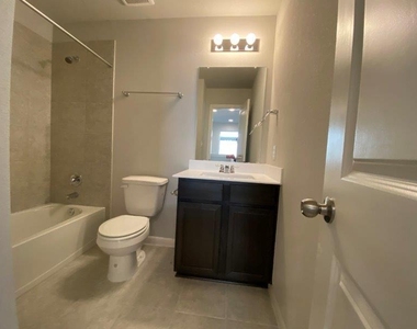 17926 Papaveri Way Way - Photo Thumbnail 30