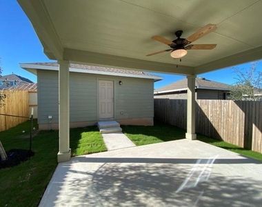 17926 Papaveri Way Way - Photo Thumbnail 32