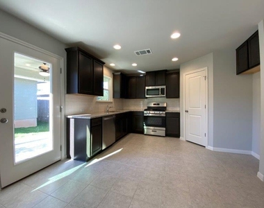 17926 Papaveri Way Way - Photo Thumbnail 2