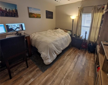 2320 Gracy Farms Ln - Photo Thumbnail 7