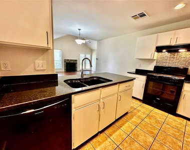 11612 Fruitwood Pl - Photo Thumbnail 24