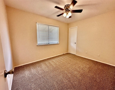 11612 Fruitwood Pl - Photo Thumbnail 20