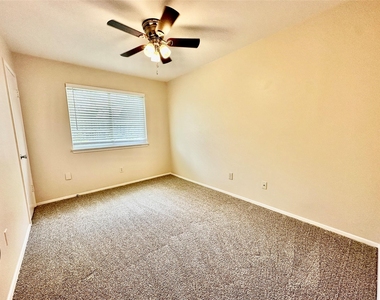 11612 Fruitwood Pl - Photo Thumbnail 19