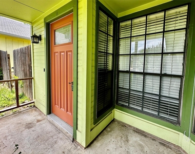 11612 Fruitwood Pl - Photo Thumbnail 3