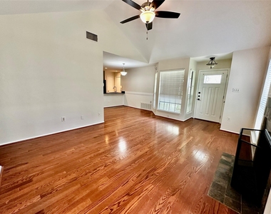 11612 Fruitwood Pl - Photo Thumbnail 21