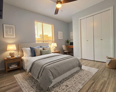 1306 York Castle Dr - Photo Thumbnail 14