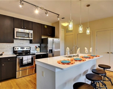1900 Barton Springs Rd - Photo Thumbnail 3