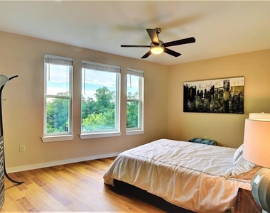 1900 Barton Springs Rd - Photo Thumbnail 17