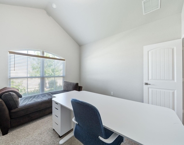 2412 Star Hill Ranch St - Photo Thumbnail 5