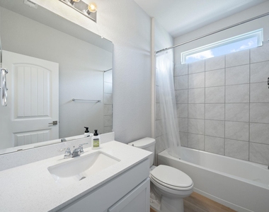 2412 Star Hill Ranch St - Photo Thumbnail 6