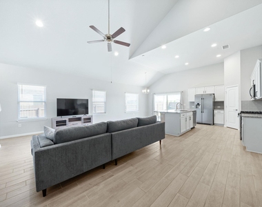 2412 Star Hill Ranch St - Photo Thumbnail 10
