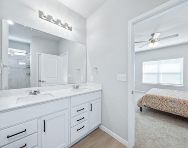 2412 Star Hill Ranch St - Photo Thumbnail 26