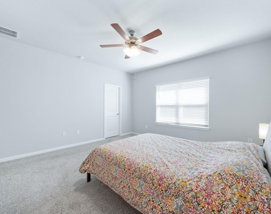 2412 Star Hill Ranch St - Photo Thumbnail 24