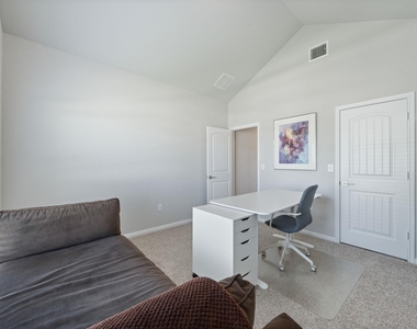 2412 Star Hill Ranch St - Photo Thumbnail 4