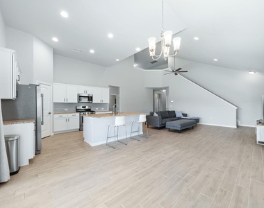 2412 Star Hill Ranch St - Photo Thumbnail 17