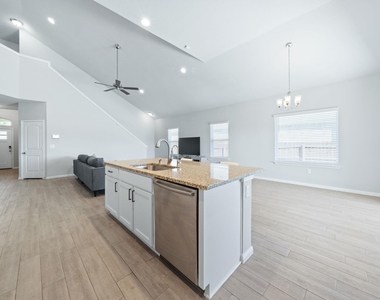 2412 Star Hill Ranch St - Photo Thumbnail 19
