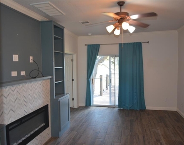 20975 Waterside Dr - Photo Thumbnail 32