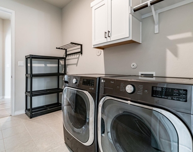 439 Painted Creek Way - Photo Thumbnail 32