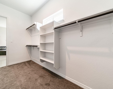 439 Painted Creek Way - Photo Thumbnail 24