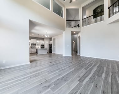439 Painted Creek Way - Photo Thumbnail 9