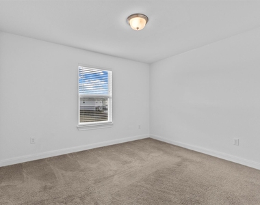 6201 Pine Leaf Trl - Photo Thumbnail 24