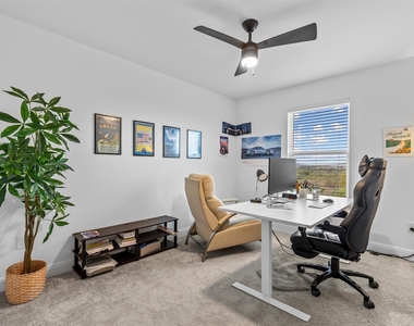 6201 Pine Leaf Trl - Photo Thumbnail 22