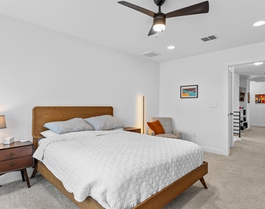 6201 Pine Leaf Trl - Photo Thumbnail 17