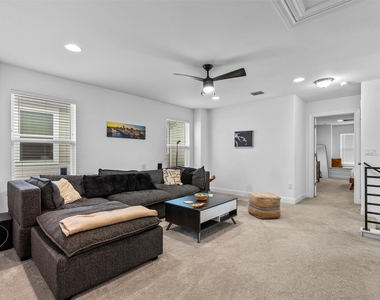 6201 Pine Leaf Trl - Photo Thumbnail 14