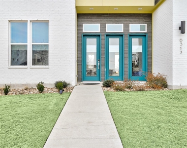 6317 Toscana Ave - Photo Thumbnail 2
