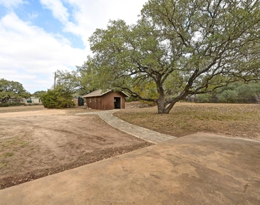 140 Barton Ranch Cir - Photo Thumbnail 30
