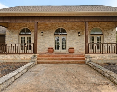 140 Barton Ranch Cir - Photo Thumbnail 5