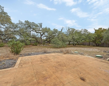 140 Barton Ranch Cir - Photo Thumbnail 28