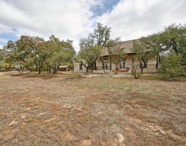 140 Barton Ranch Cir - Photo Thumbnail 2