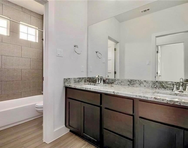 1265 Summerbrooke Cir - Photo Thumbnail 27