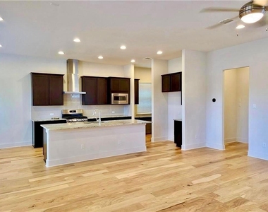 1265 Summerbrooke Cir - Photo Thumbnail 10