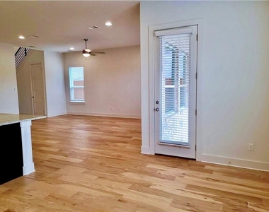 1265 Summerbrooke Cir - Photo Thumbnail 16