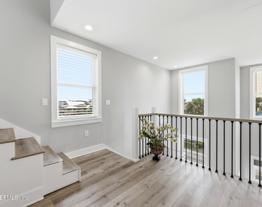 115 1st Street S - Photo Thumbnail 28
