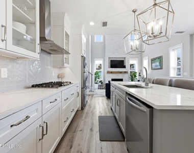 115 1st Street S - Photo Thumbnail 15