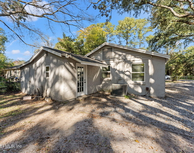 4044 Hunter Circle - Photo Thumbnail 16