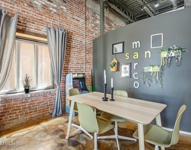 1050 Hendricks Avenue - Photo Thumbnail 9