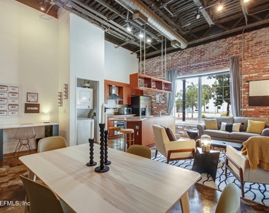 1050 Hendricks Avenue - Photo Thumbnail 10