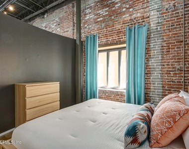 1050 Hendricks Avenue - Photo Thumbnail 23