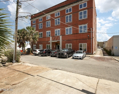 1050 Hendricks Avenue - Photo Thumbnail 1