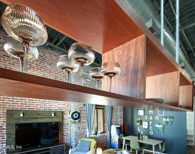 1050 Hendricks Avenue - Photo Thumbnail 19