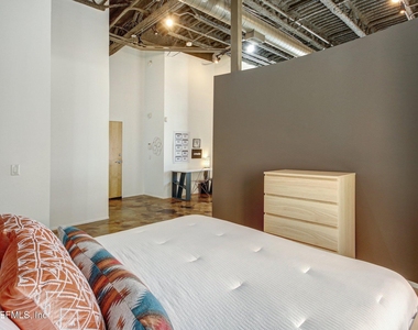 1050 Hendricks Avenue - Photo Thumbnail 22