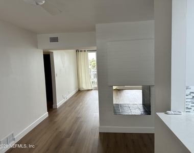 901 Ocean Boulevard - Photo Thumbnail 7