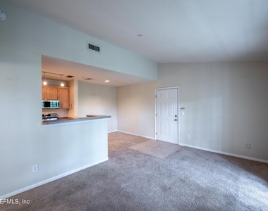 7701 Timberlin Park Boulevard - Photo Thumbnail 7