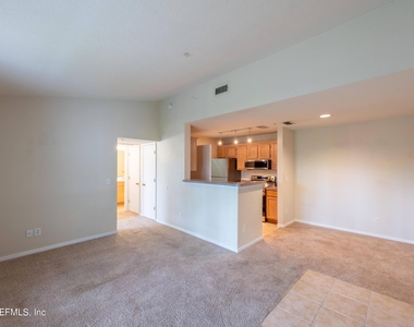 7701 Timberlin Park Boulevard - Photo Thumbnail 5