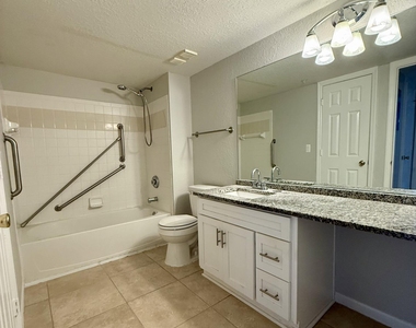 800 Boardwalk Drive - Photo Thumbnail 5